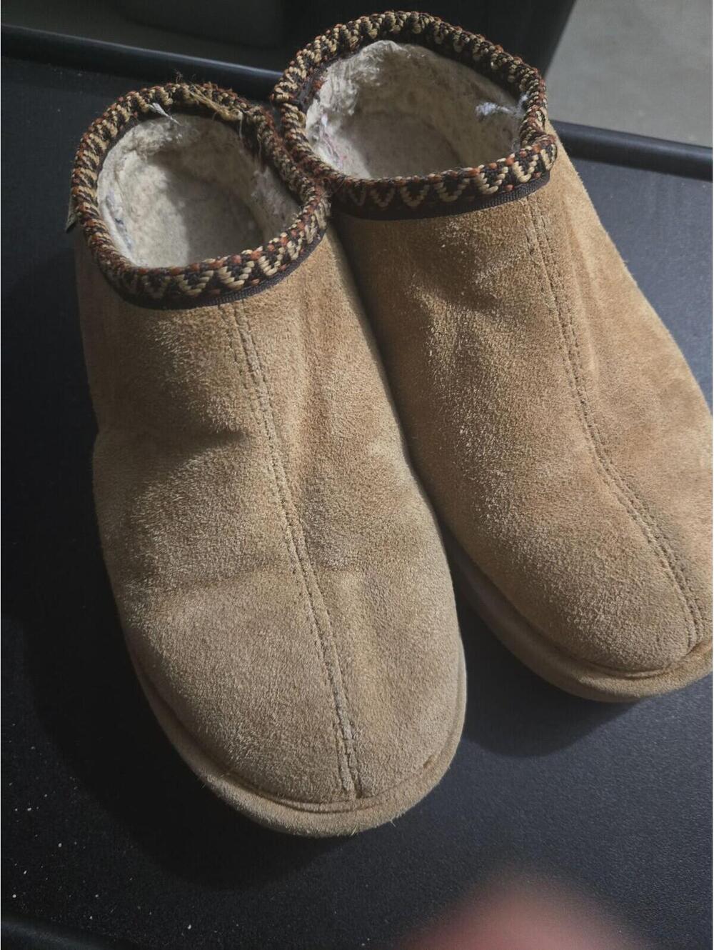 Bearpaw Women's Suede Sheepskin Lined Slippers Camel Tan Size 8